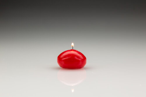 Floating Candle Red
