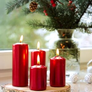 Pack 4 Glossy Red Pillar Candles