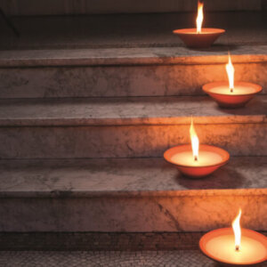 Conical Royal Flame Terracotta Bowl (Pack Options)